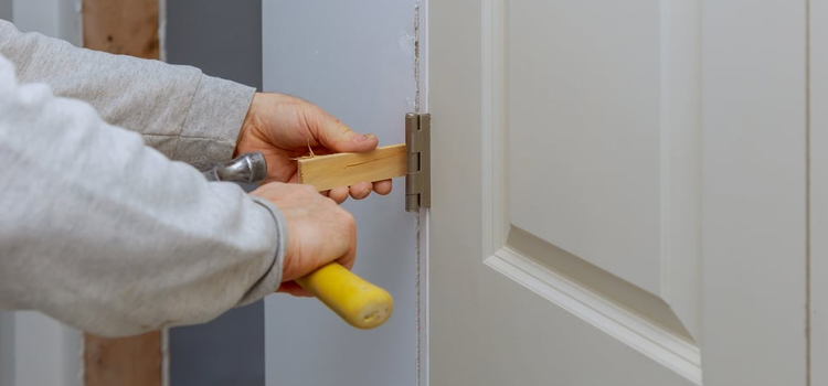 fiberglass entry door repair in Oakleaf Plantation